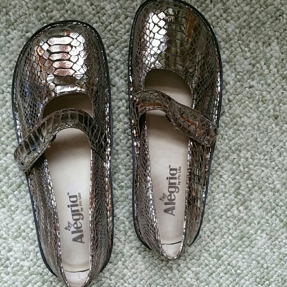 Alegria shoes 38, snake like skin